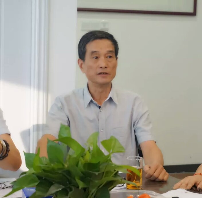 戈小年副秘書長(zhǎng)做年度收支情況